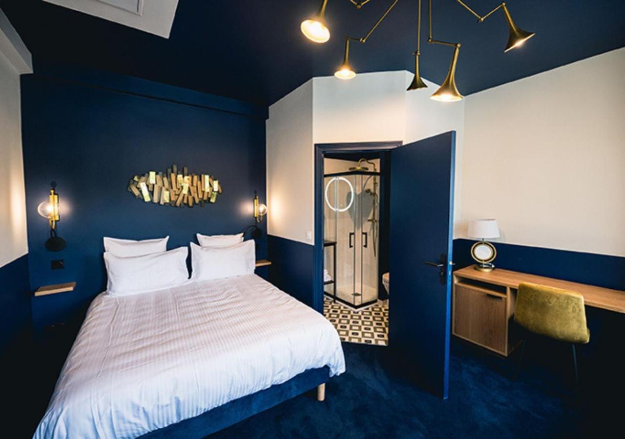 Hotel Saintchristophe Houdan Extérieur photo