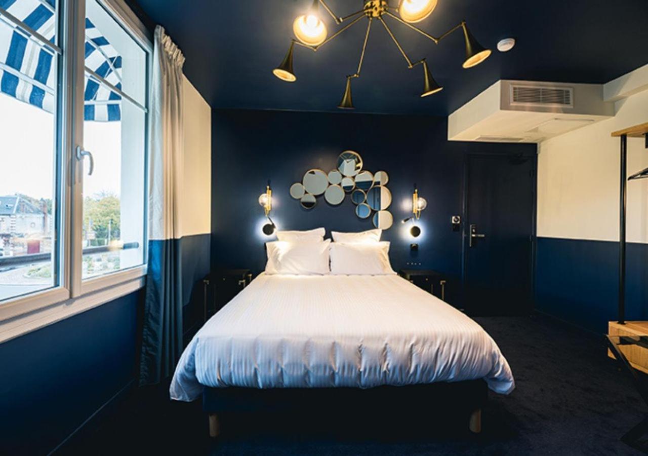 Hotel Saintchristophe Houdan Extérieur photo
